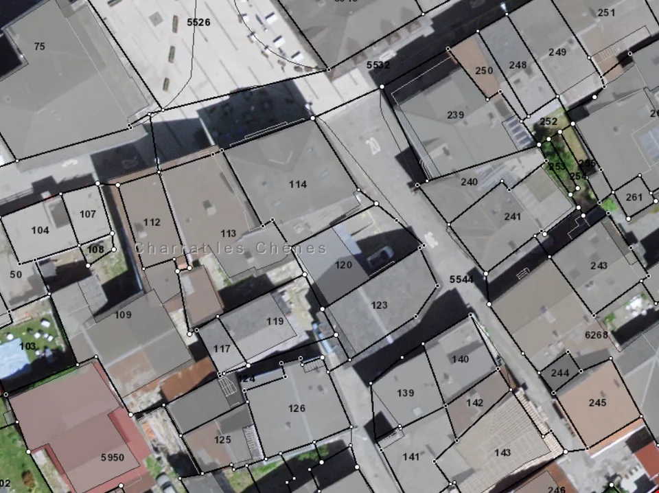 NEL COMUNE DI MARTIGNY - EDIFICIO RESIDENZIALE E COMMERCIALE – foto 10 di 10