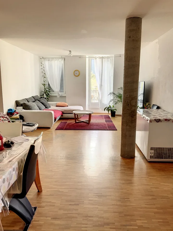 In the commune of Martigny - Residential and commercial building