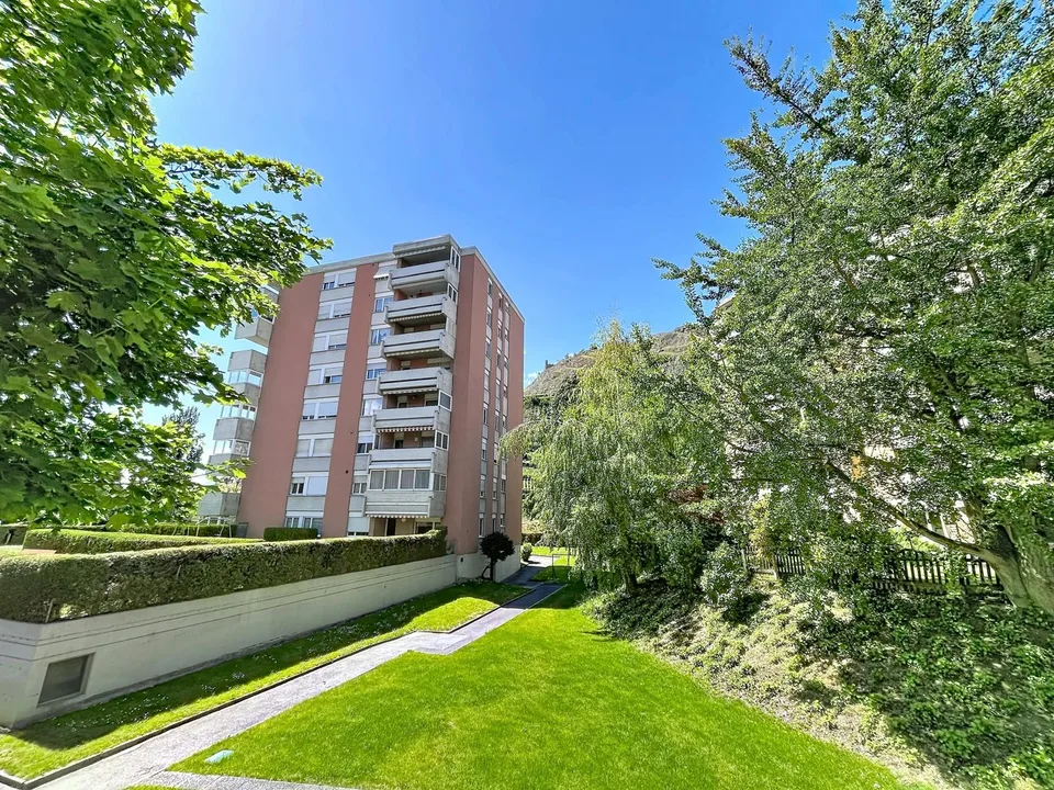 Bel appartement traversant de 4,5 pièces dans le quartier de Vissigen à Sion