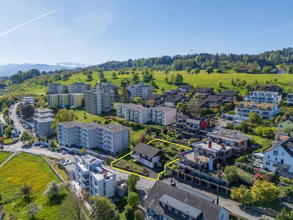 Parcelle attraente con potenziale di costruzione nuova sul lago
