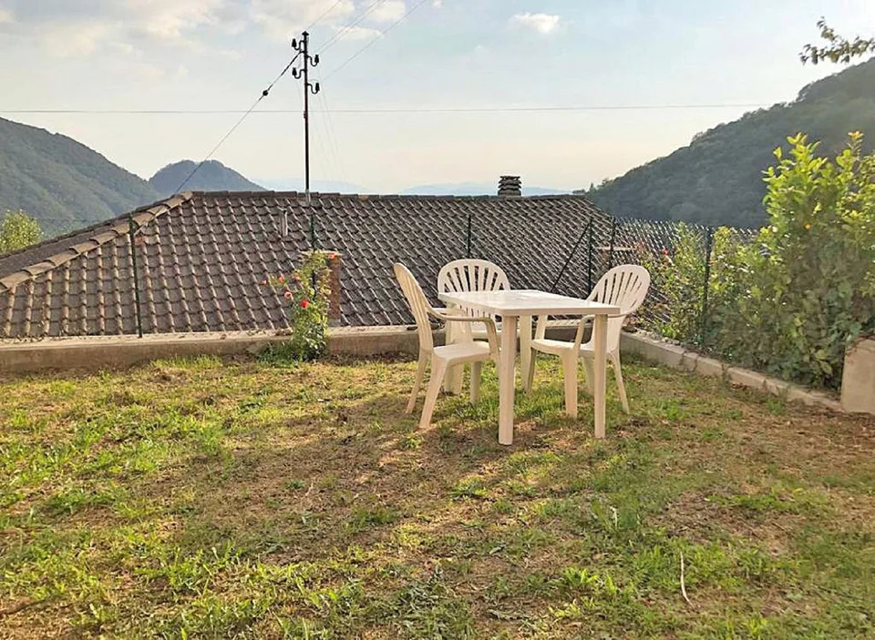 Haus mit Garten und Scheune (Zweithaus)