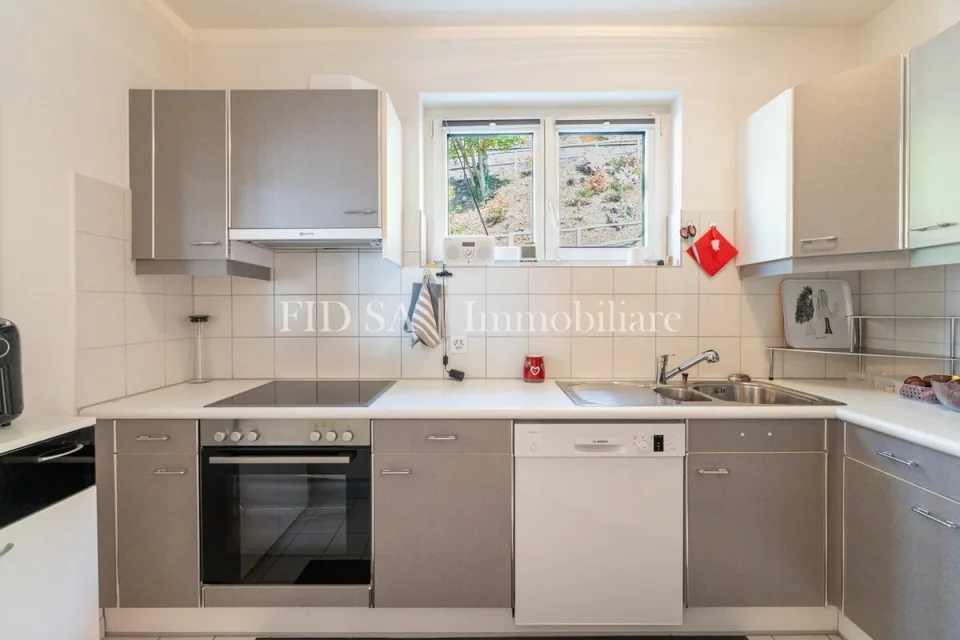BRISSAGO - Appartement de 3.5 pièces avec vue sur le lac - à quelques pas du lac