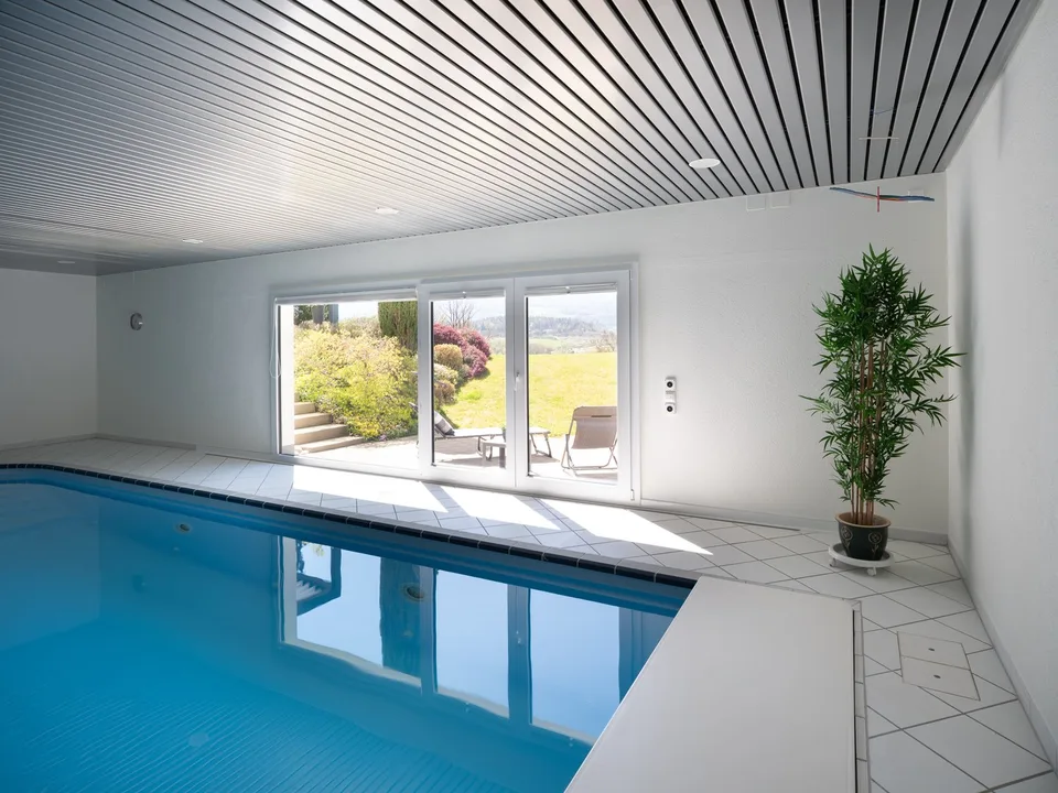 Prächtige Architekten-Villa in Porrentruy – Foto 10 von 13
