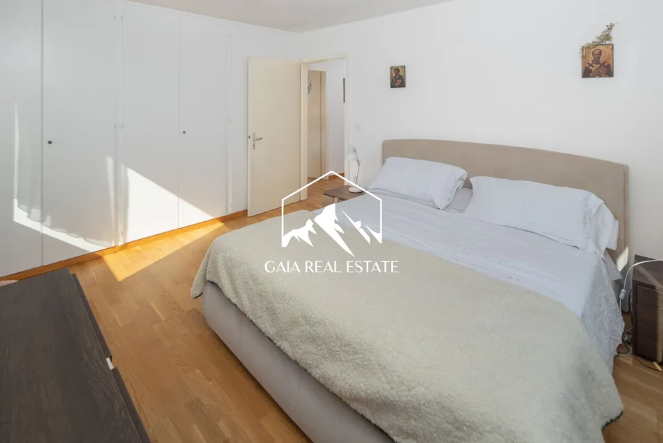 3,5 Zimmer in der Mitte von Crans Montana mit Aussicht und Garage – Foto 7 von 13