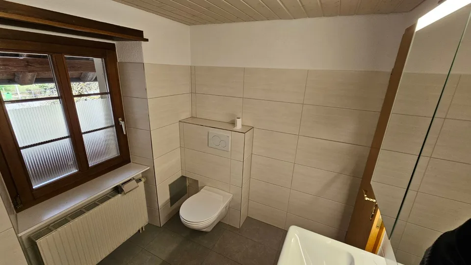 Apartment building with 3 residential units for rent – photo 11 of 15