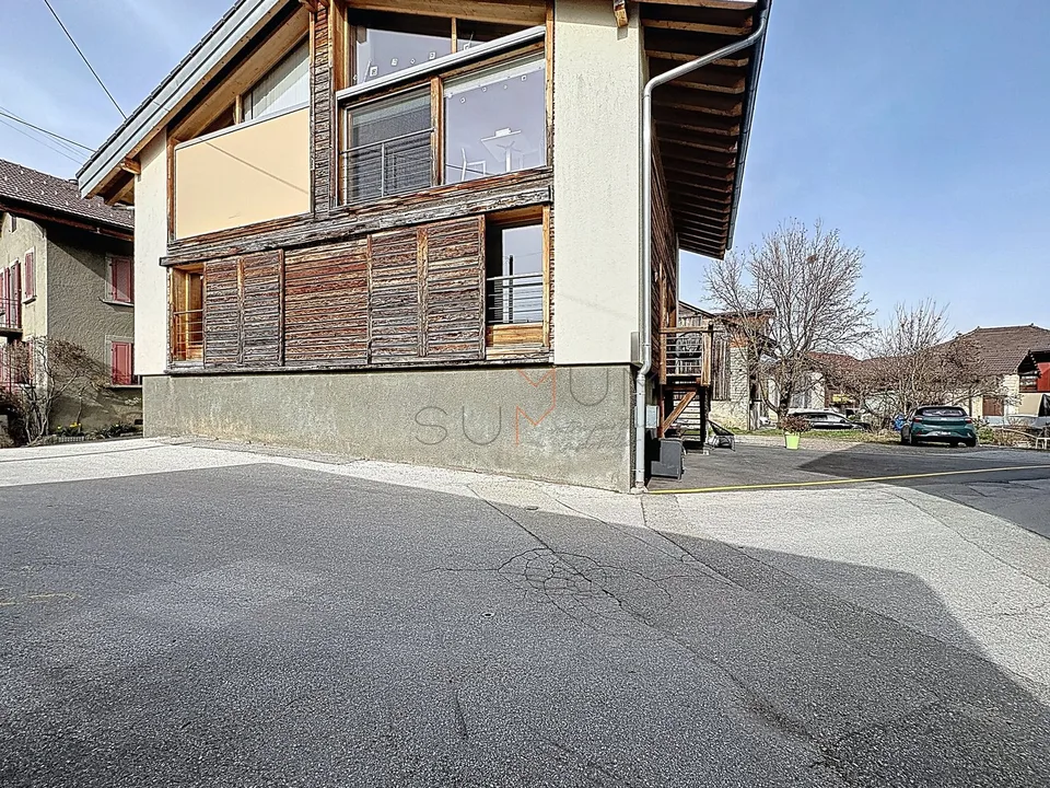 Prächtige renovierte Scheune mit 2 Apartments in Savièse