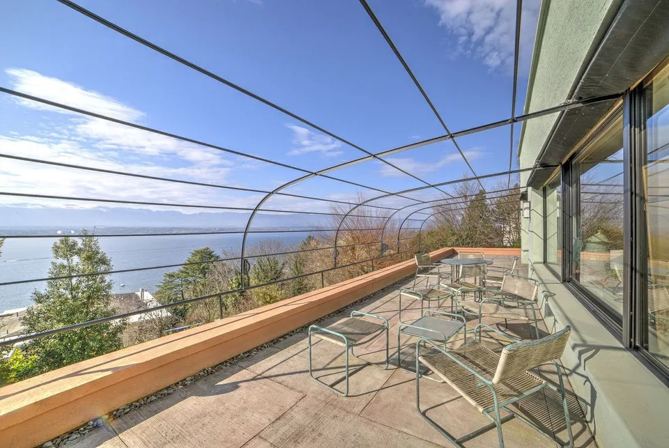 Prächtige Architekten-Villa mit Seeblick