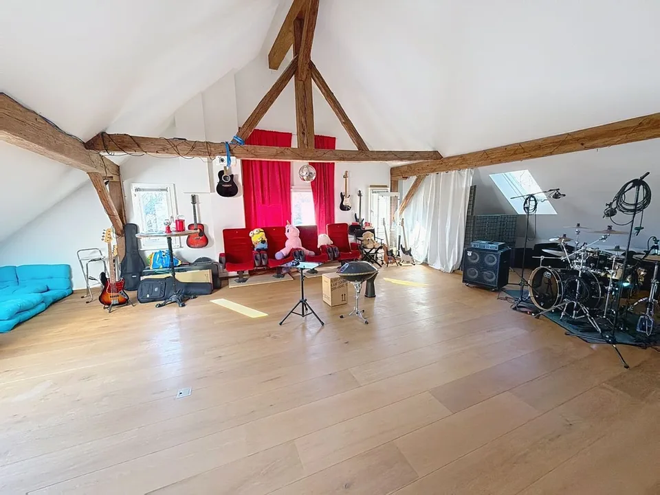 À 10 minutes d'Épalinges - Élégance rurale & art de vivre transformé en 3 maisons – photo 7 sur 13