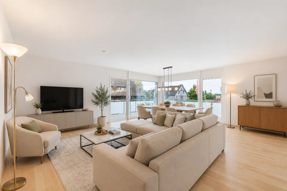 4.5-ZIMMER-WOHNUNG IM 1. OG  MIT GROSSZÜGIGER, GEDECKTER TERRASSE IN SEENÄHE