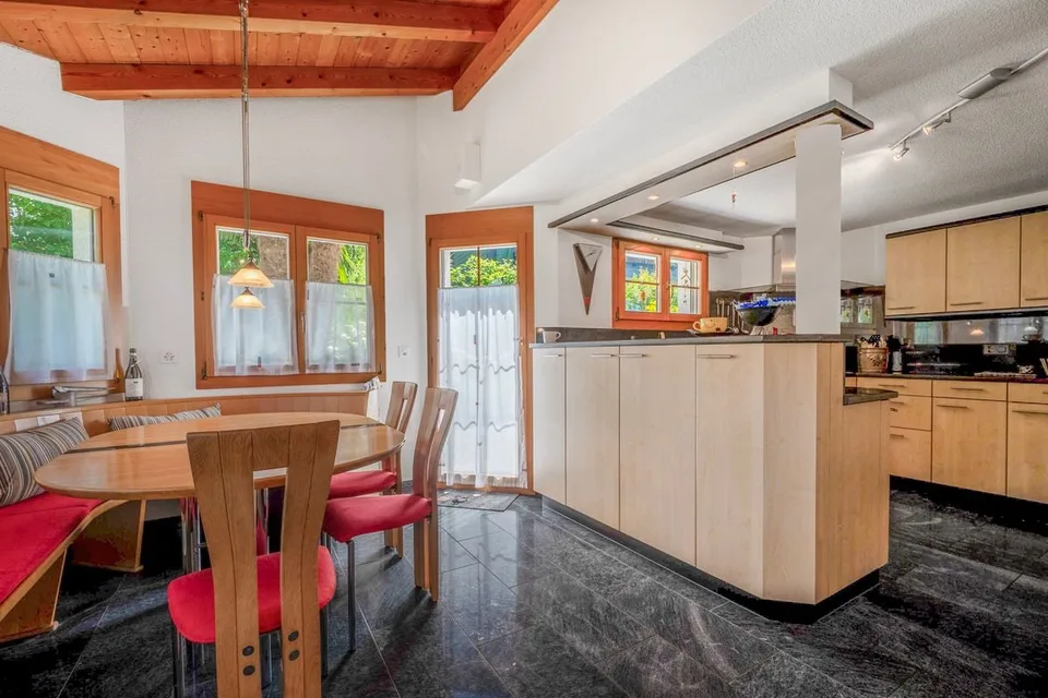 Doppeleinfamilienhaus mit atemberaubender Panoramaaussicht