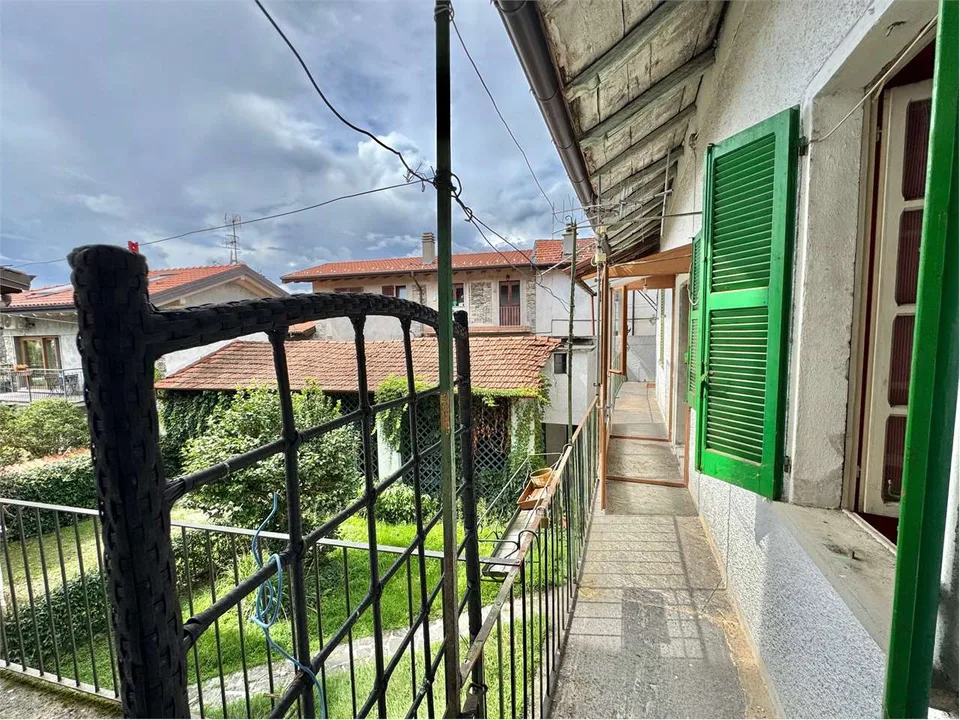 in Vendita a Brezzo di Bedero – foto 13 di 13