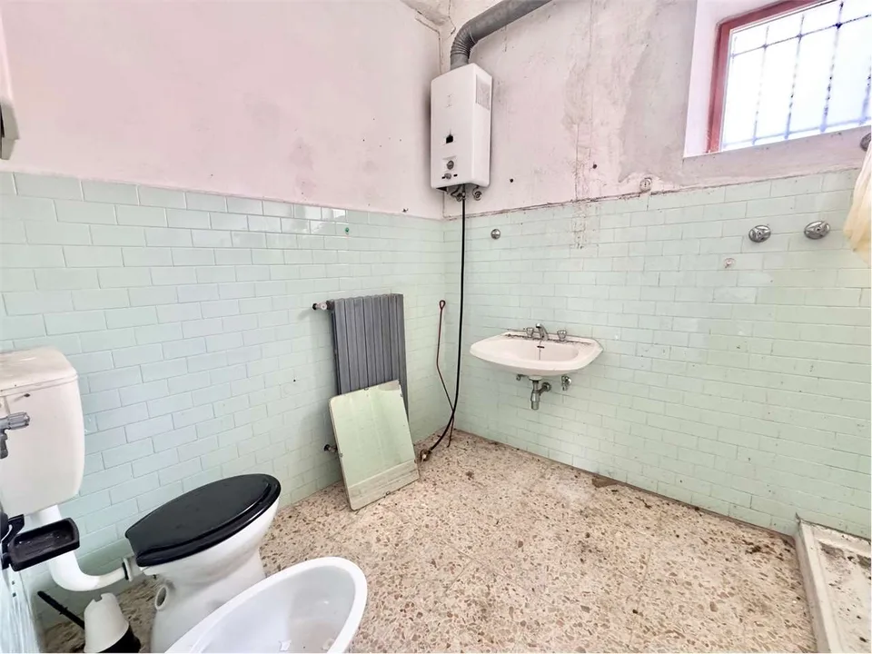 in Vendita a Brezzo di Bedero – foto 11 di 13
