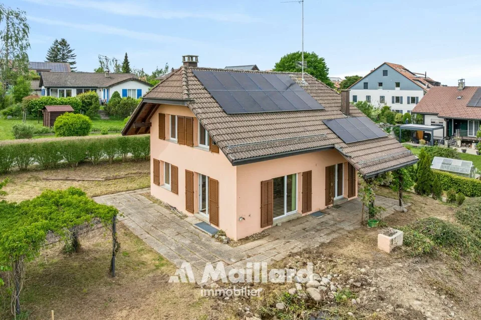 Bella villa individuale a Carrouge VD