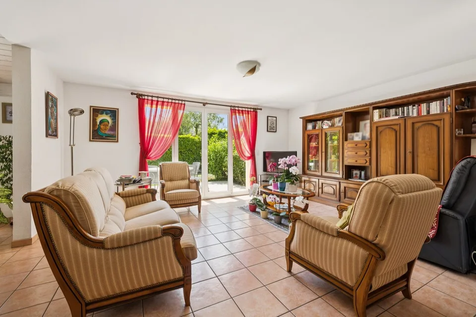 Cologny, Charmante Villa im Herzen der Gradelle!