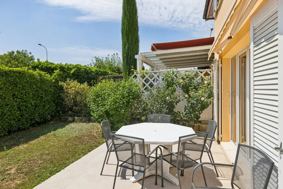 Cologny, Charmante Villa im Herzen der Gradelle!