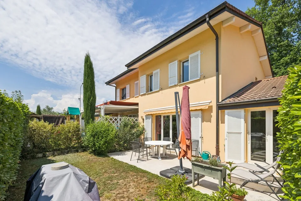 Cologny, Villa de charme au coeur de la Gradelle!