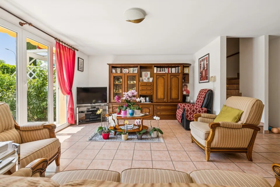 Cologny, Charmante Villa im Herzen der Gradelle!
