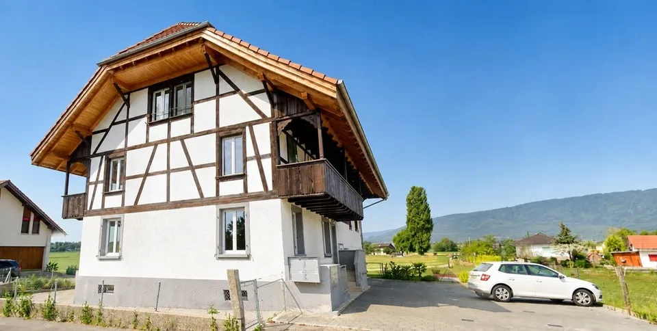 Magnifique appartement de 4,5 pièces avec entrée indépendante, jardin privatif et vue dégagée