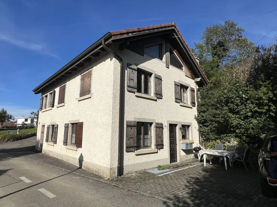Deux immeubles de rendement à Courgenay