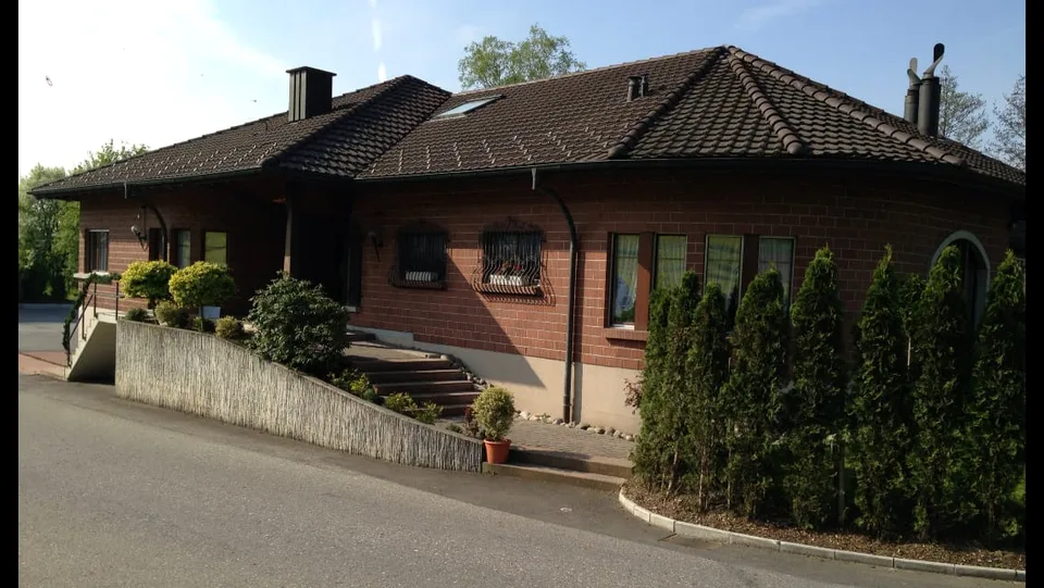 RISERVATO - Casa unifamiliare spaziosa e notevole