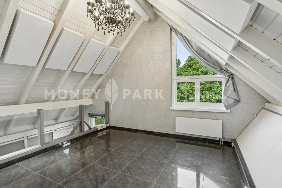 Charmante 3.5-Zimmer Maisonette mit Galerie – Foto 8 von 15