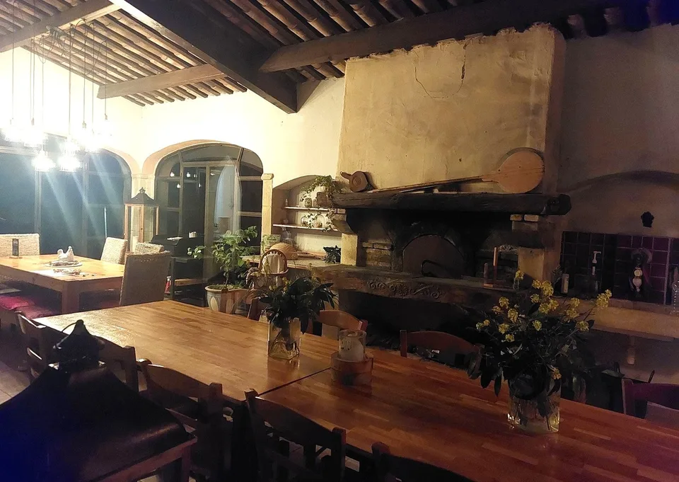 AUSSERGEWÖHNLICH - Prächtiges Mas la Musardière mit Nebengebäude von 24 Räumen in Alba la Romaine – Foto 20 von 30
