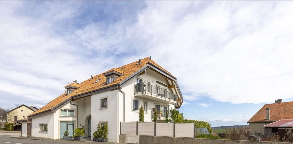 APPARTEMENT QUASI NEU, GARTEN UND TERRASSE MIT BICK AUF SEE UND ALPEN – Foto 13 von 13