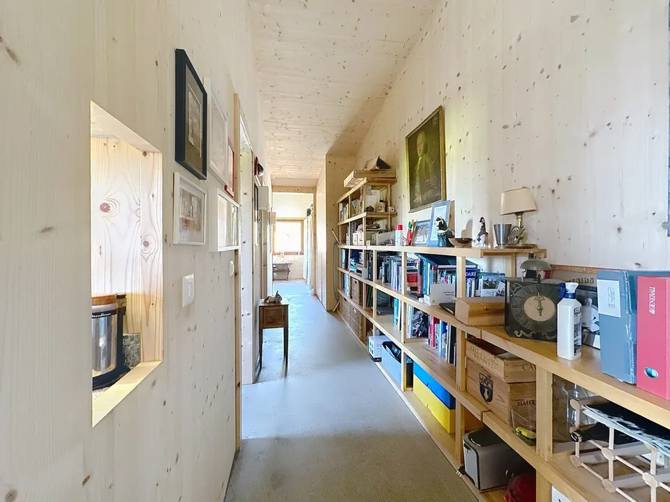 Casa dell'architetto, centro equestre su 4350m² di parcelle e mazot