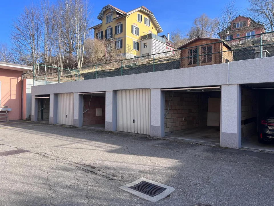 Affascinante appartamento 4.5 locali ristrutturato con garage – foto 10 di 18