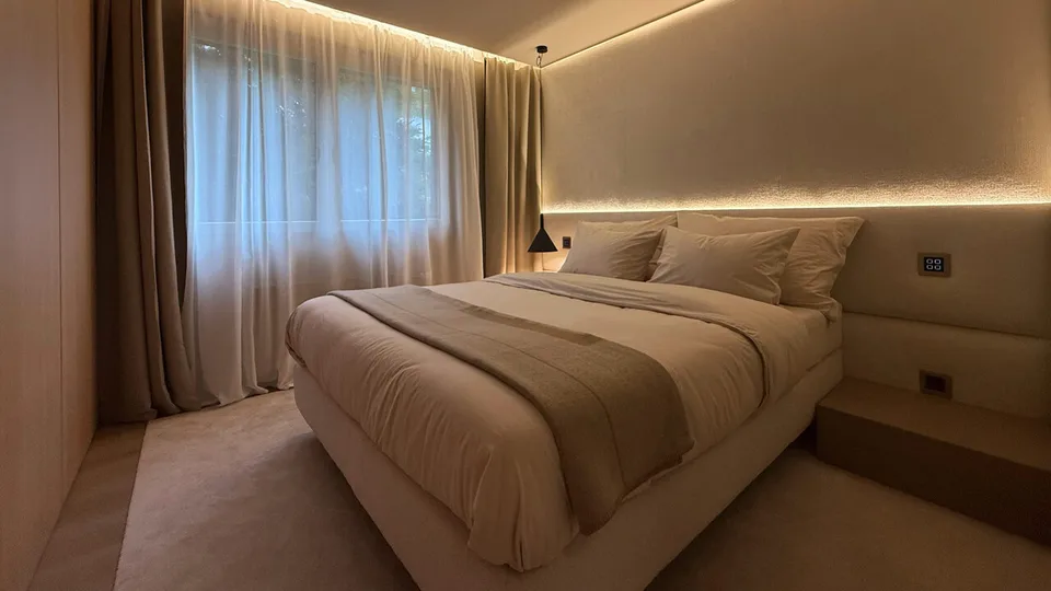 Luxuriöse 3.5-Zimmer-Wohnung komplett renoviert - Crans-Montana