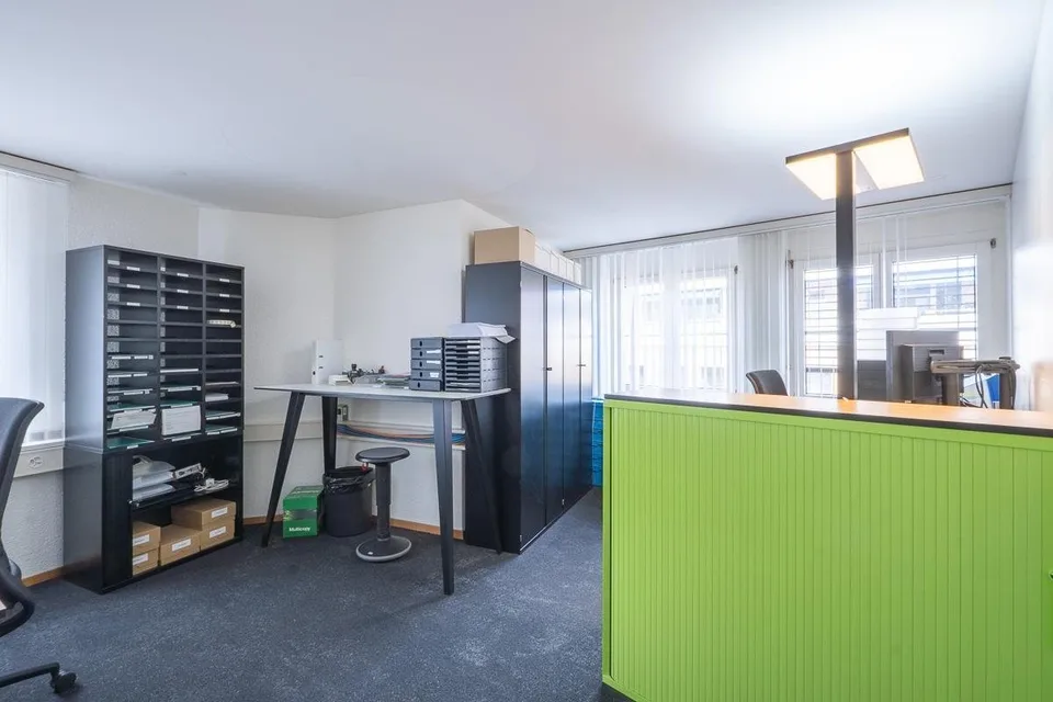 Bezugsbereite Büro-/Praxisfläche im 1. OG – Foto 7 von 13