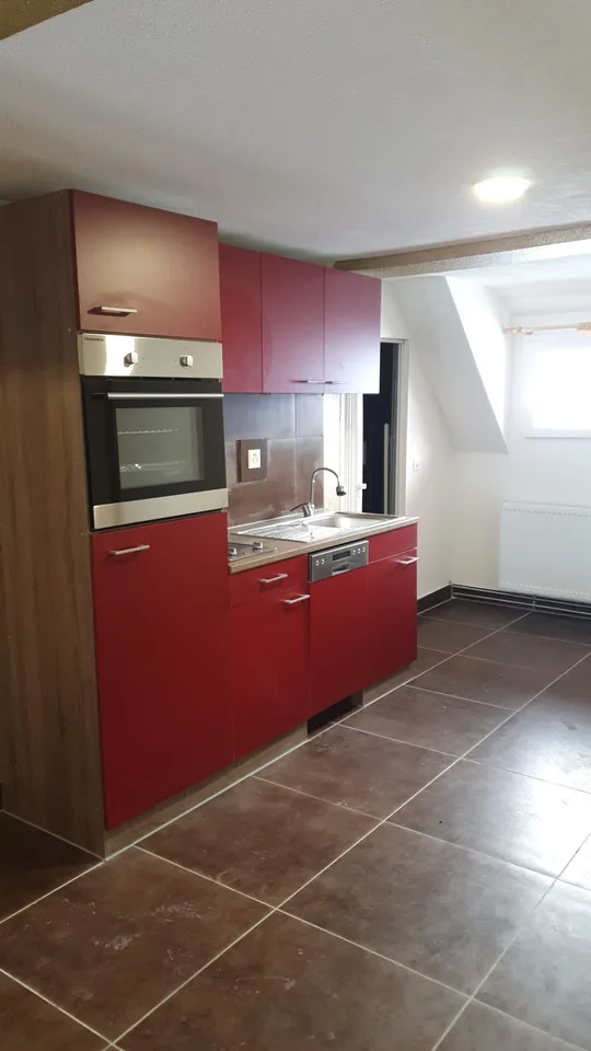 Sonnige 3-Zimmer-Wohnung mit Balkon und Bergblick