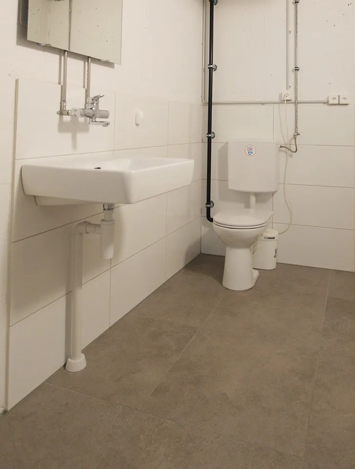 Neuwertige Gewerberäumlichkeiten in Wattenwil - flexible Vermietung – Foto 8 von 9