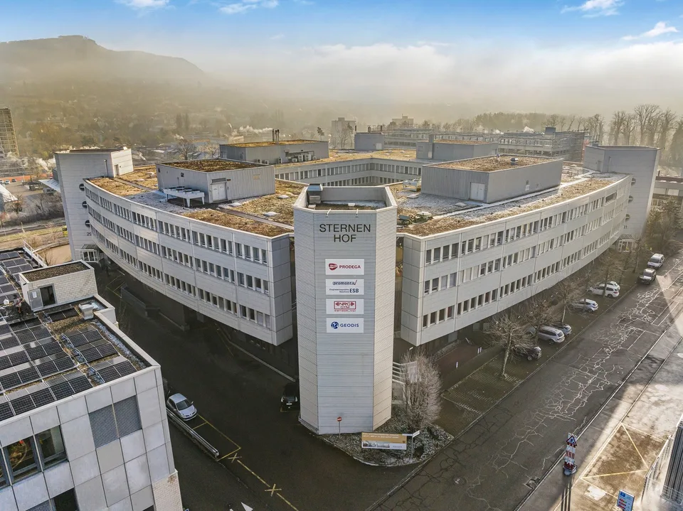 500 m² Bezugsbereite Büroflächen mit Einzel- und Grossraumbüros