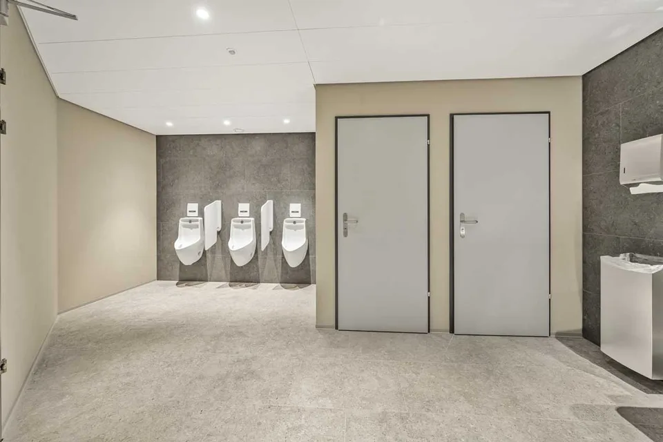 500 m² Bezugsbereite Büroflächen mit Einzel- und Grossraumbüros – Foto 11 von 14