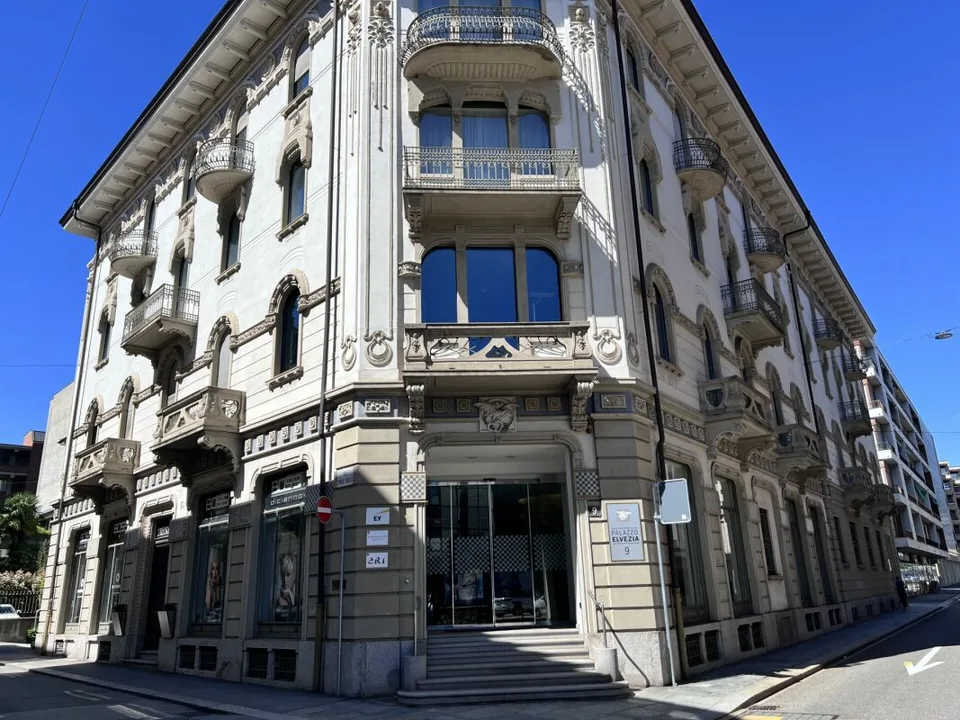 Ufficio di prestigio in un palazzo d'epoca in centro città