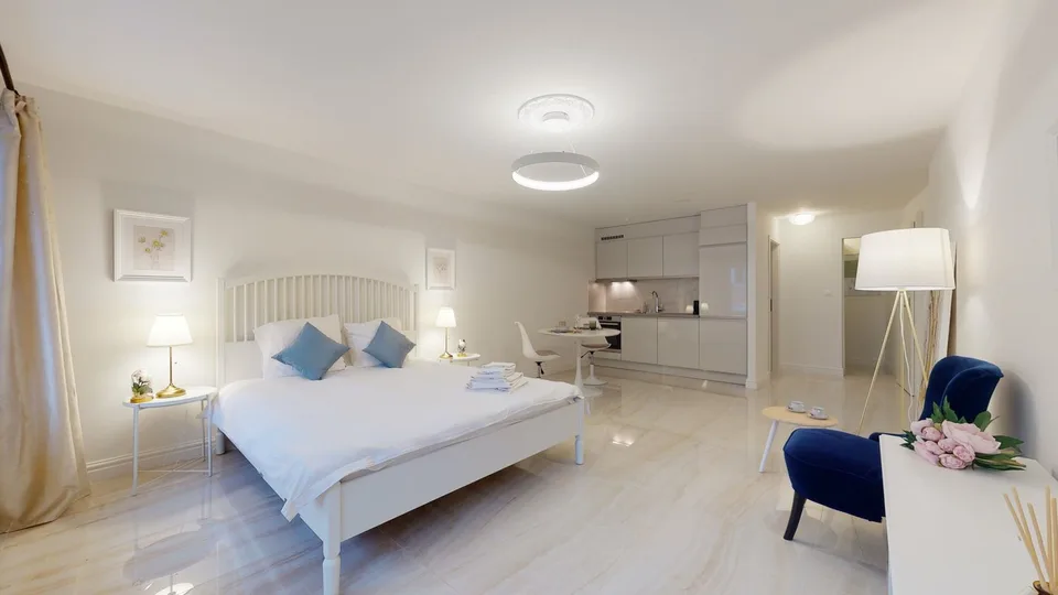 Studio moderne, meublé et luxueux à Boudry