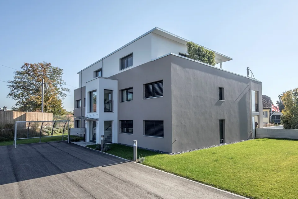 Aussenparkplatz an zentraler Lage in Biberist zu vermieten