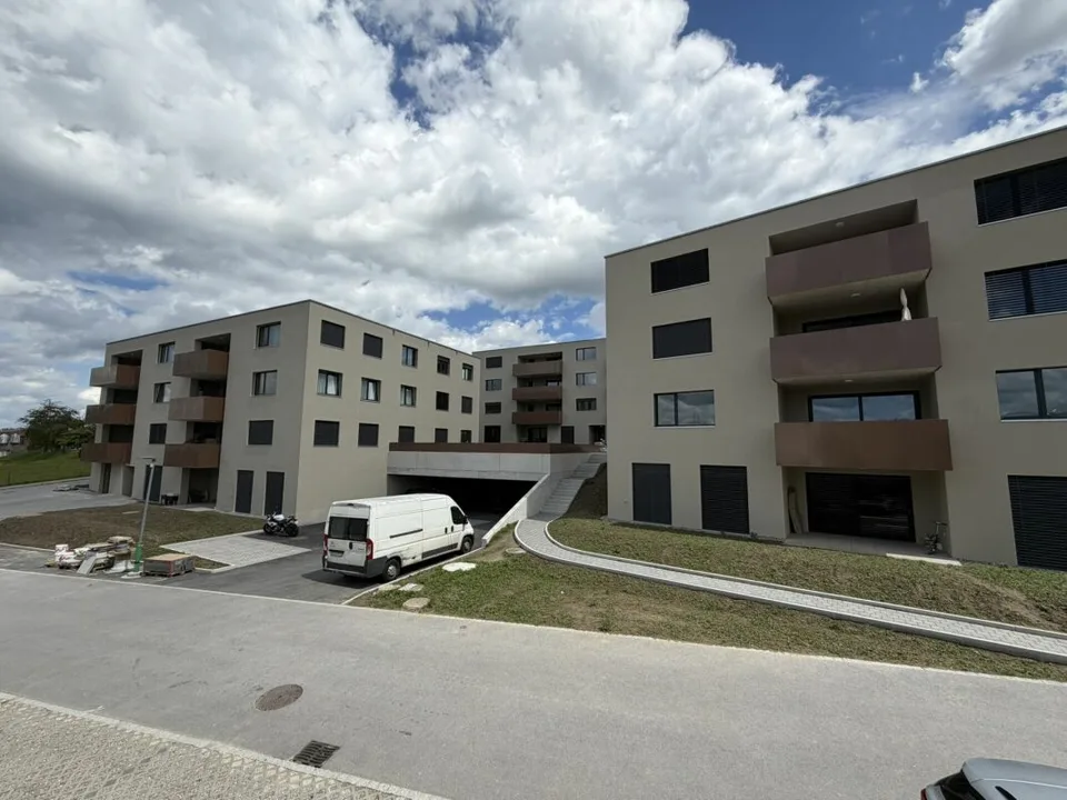 LE TOUT DERNIER APPARTEMENT 4,5 pièces en formule * Location - Achat * Vulliama