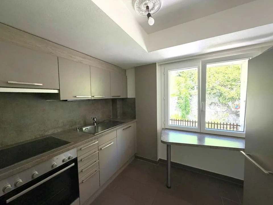 St-Imier, joli appartement rénové de 3.5 pièces au 2ème étage