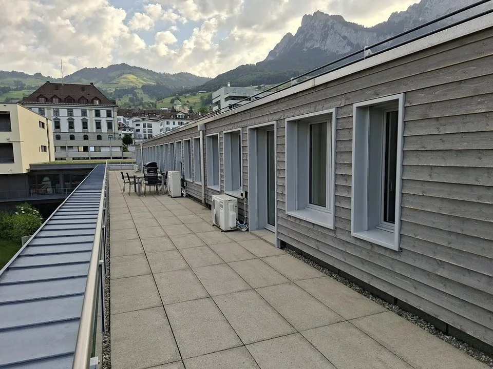 Wir vermieten per 01.04.2027 eine Bürofläche von ca. 273 m2