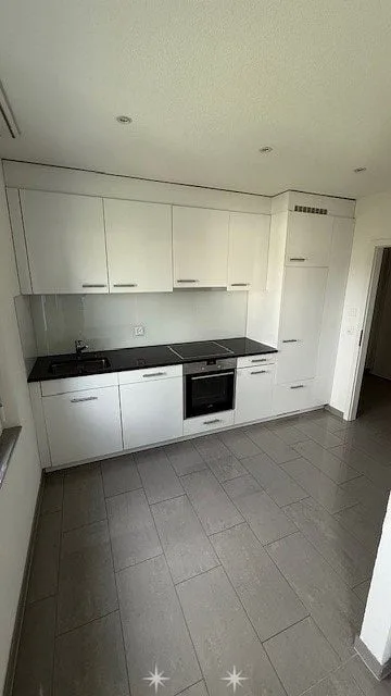 Charmante 2-Zimmerwohnung - im Zentrum von Biel/Bienne
