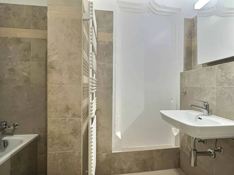 Geräumige 5,5-Zimmer-Wohnung mit Charme im Herzen der Altstadt von Cossonay – Foto 7 von 12