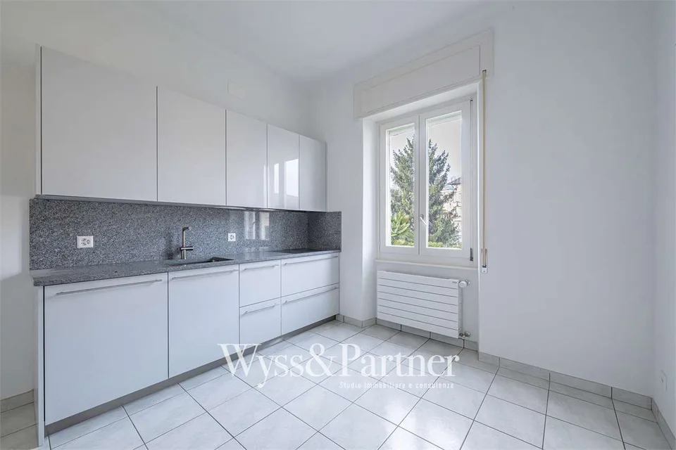 Geräumige 5.5-Zimmer-Wohnung in Massagno