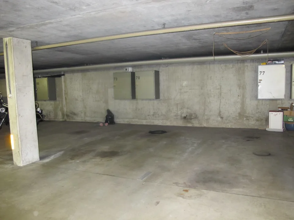 Un piéton est un conducteur de voiture qui a trouvé un espace de stationnement !