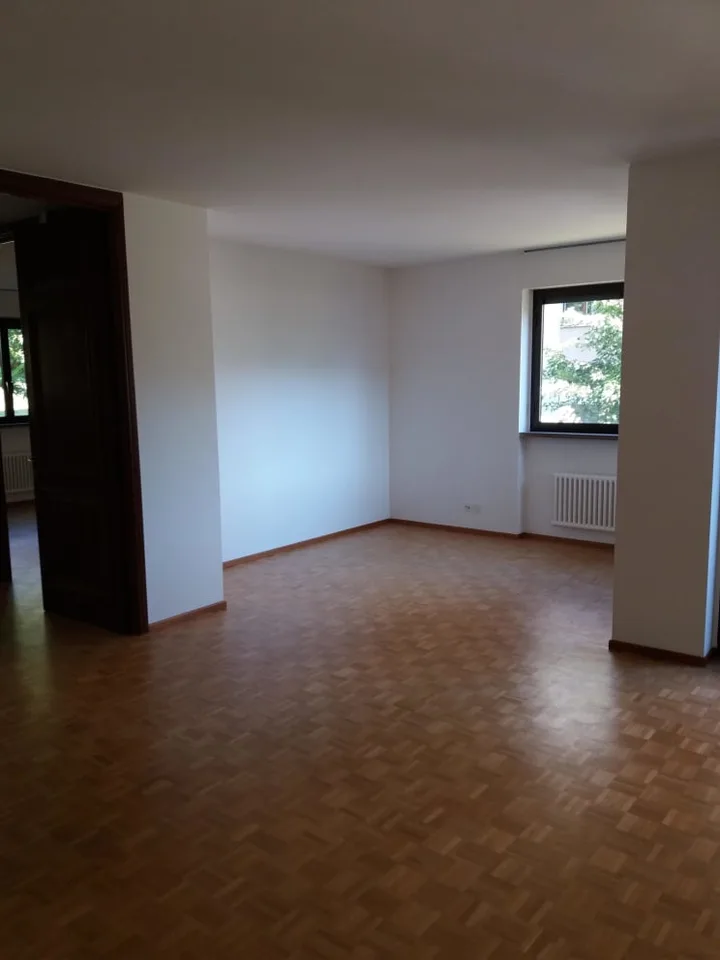 Mietwohnung in Massagno, geräumige 3.5 Zimmer
