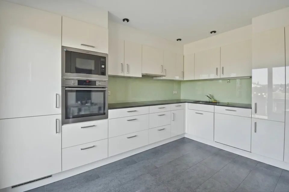 Moderne 4.5-Zimmer-Wohnung mit praktischem Zusatzraum