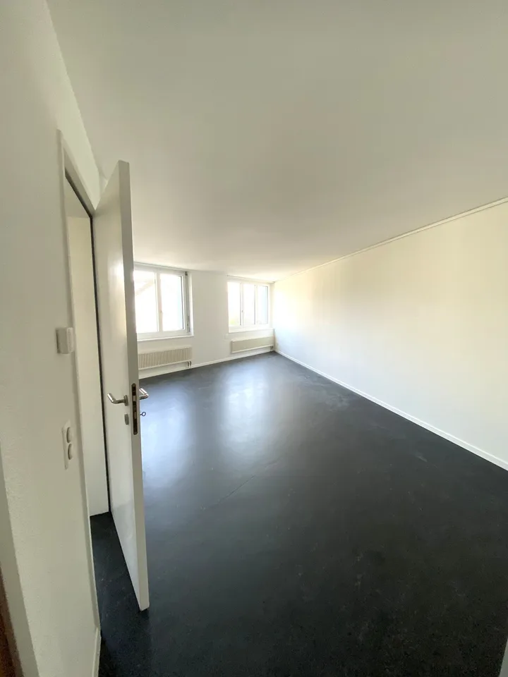 100m2 Büro-, Schulungs- oder Therapieraum in Brugg – Foto 9 von 13