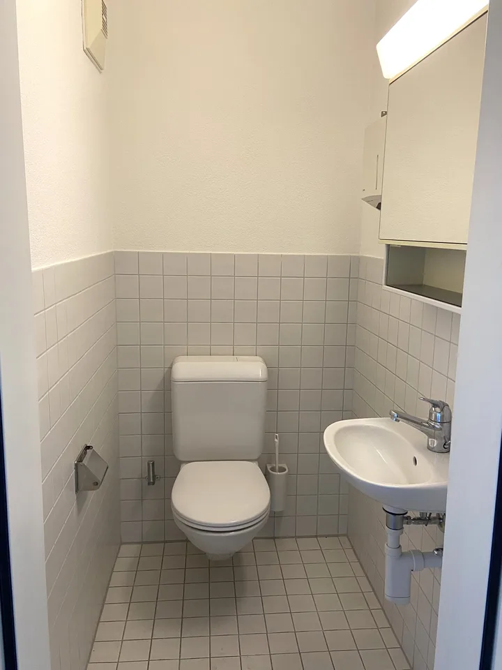 100m2 Büro-, Schulungs- oder Therapieraum in Brugg – Foto 12 von 13