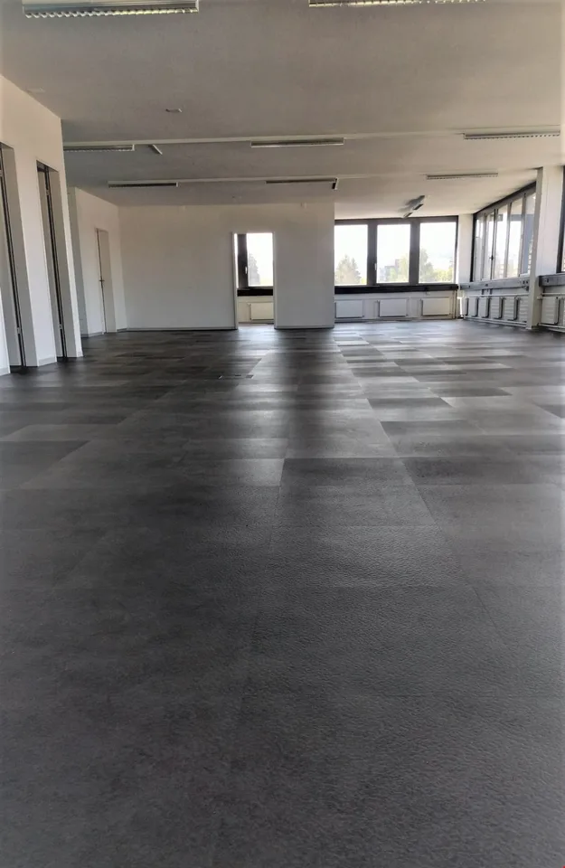 Spazio commerciale: 30 m² a 296 m² - Per PMI e grandi aziende. – foto 7 di 10